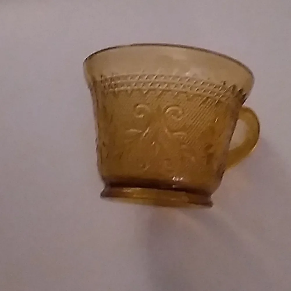 Sandwich Glass